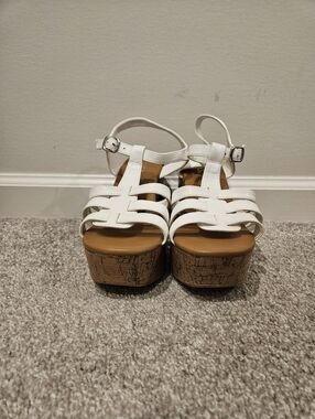 Rogue White Strappy Platform Sandals - Women's, Size 10